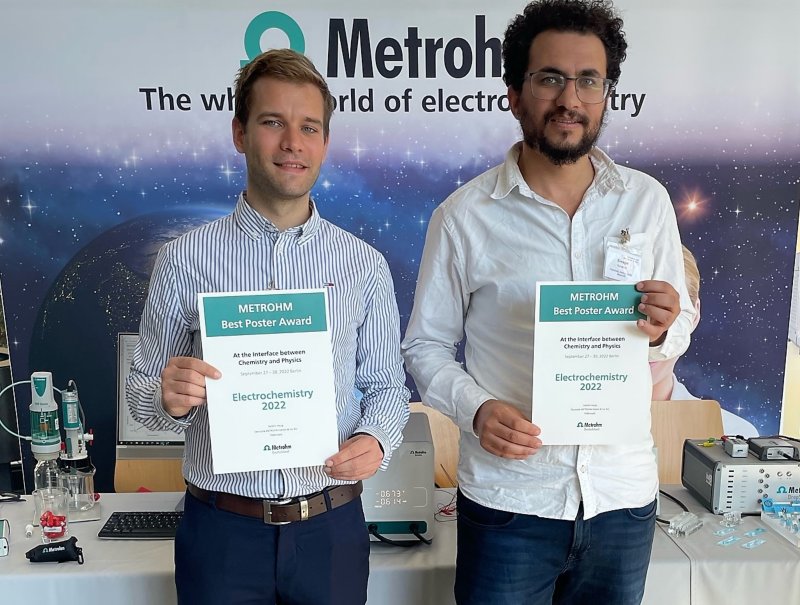 Winners of the Metrohm Poster Award 2022 from left to right: Marko Malinović (Technical University of Darmstadt) and Dr. Gumaa A El-Nagar (Helmholtz-Zentrum, Berlin).